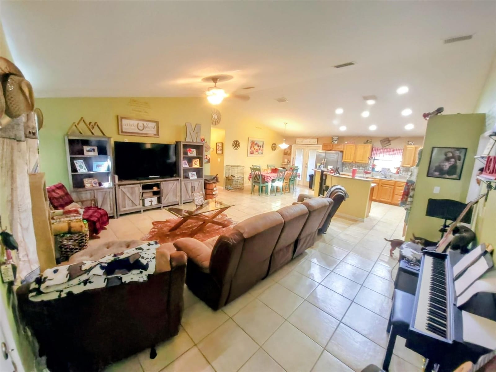 1153 Jerdik Drive, Moore Haven, FL 33471 photo 2