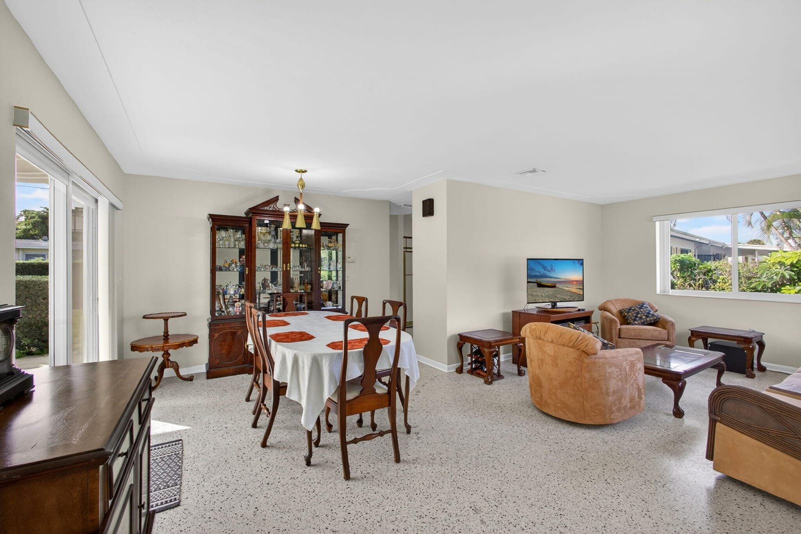 726 Flamingo Way — photo 8