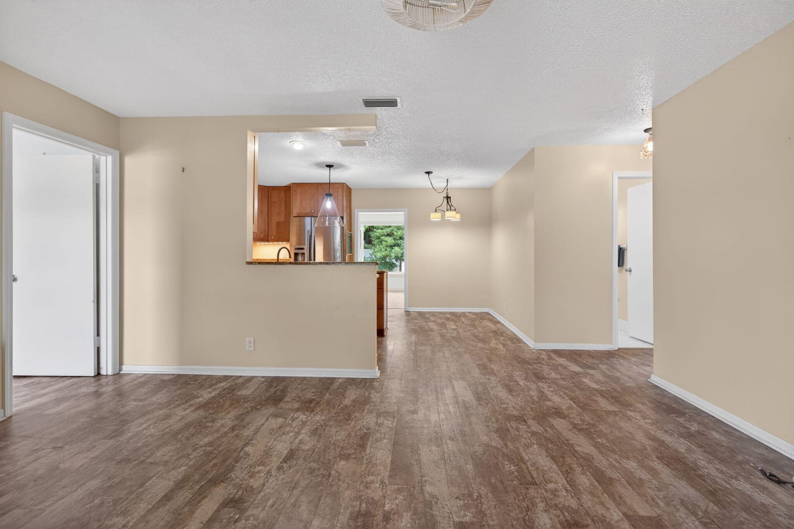 8675 SE Keathley Court — photo 6