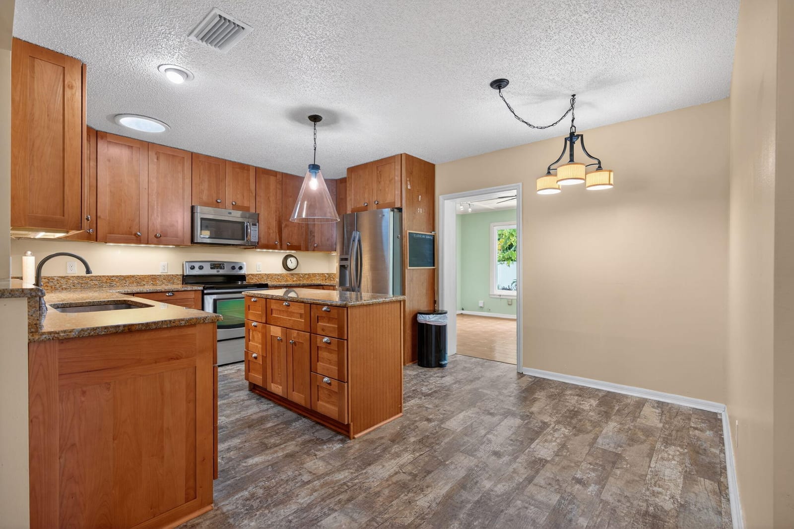 8675 SE Keathley Court — photo 8