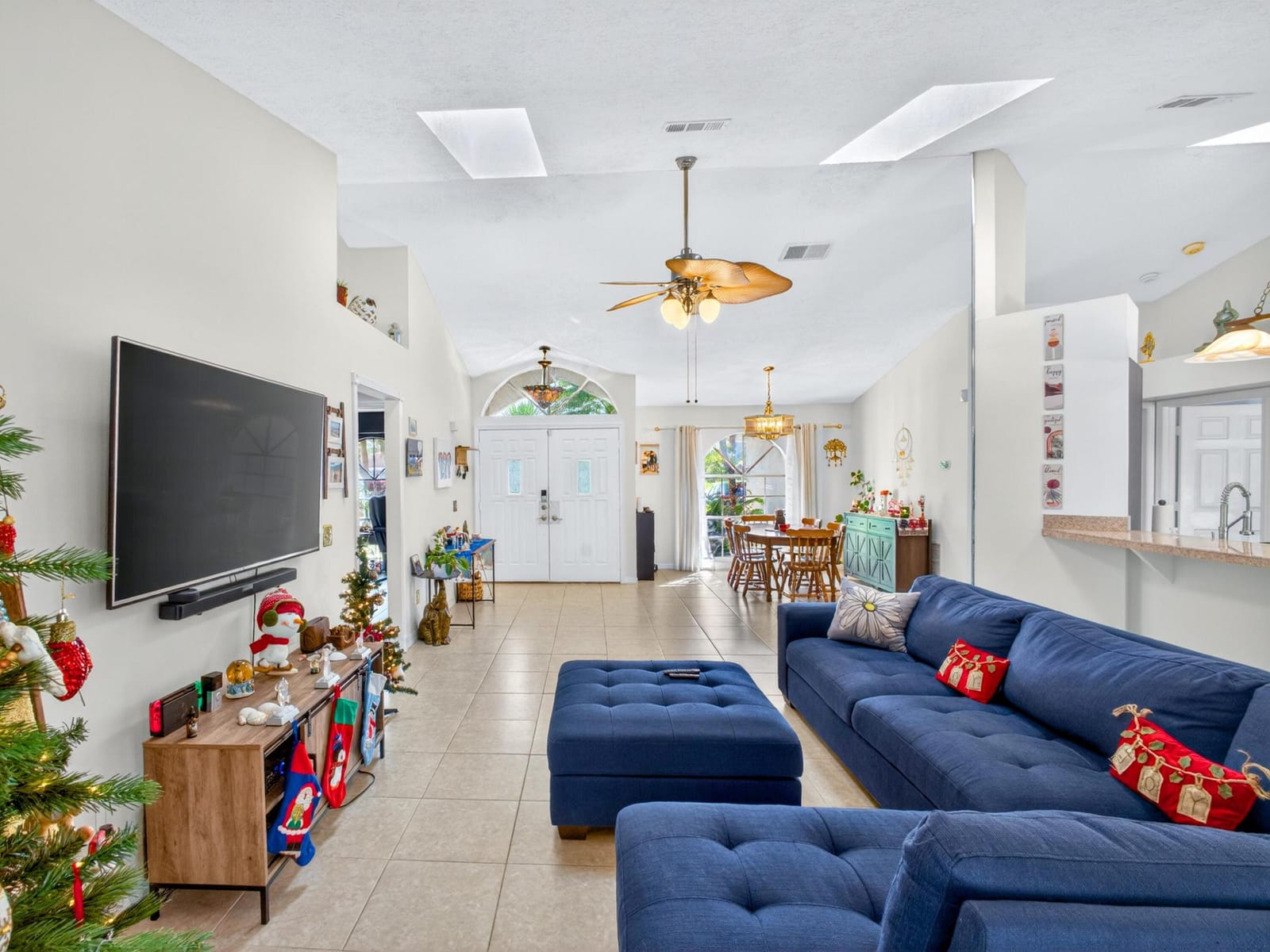 529 SE Fallon Drive — photo 9