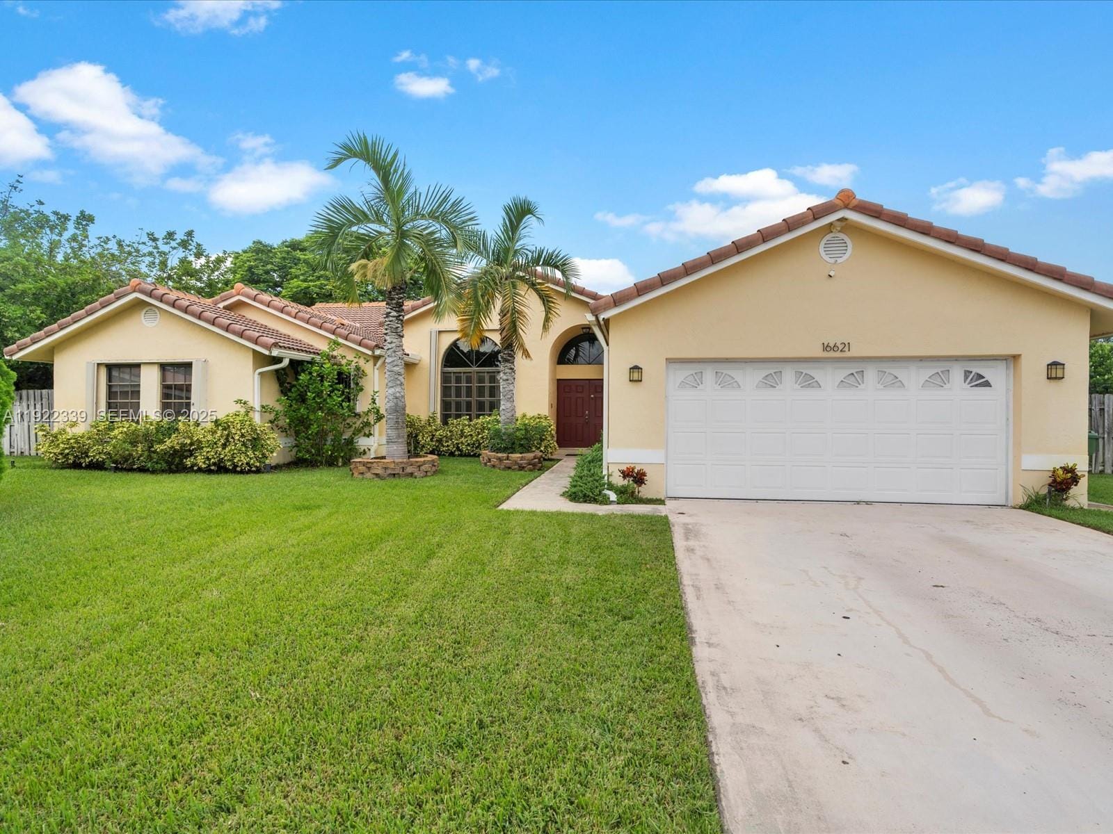 16621 Royal Poinciana Court, Weston, FL 33326