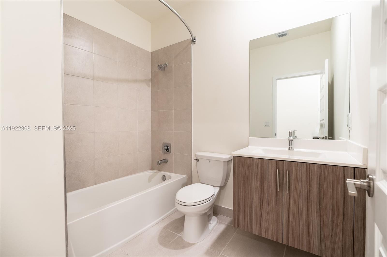 15824 NW 91st Court, Miami Lakes, FL 33018 photo 22
