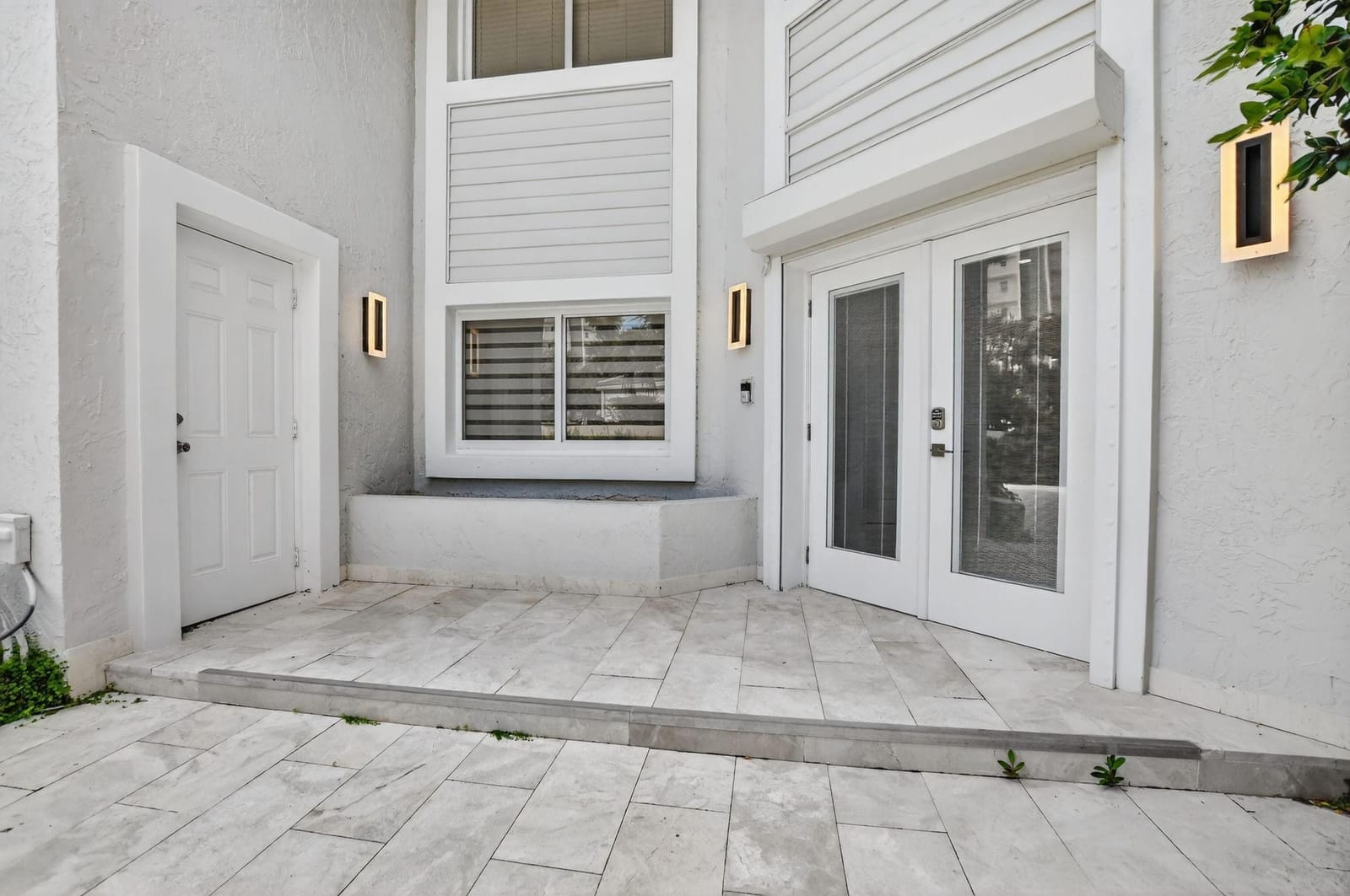 1119 Russell Drive — photo 11