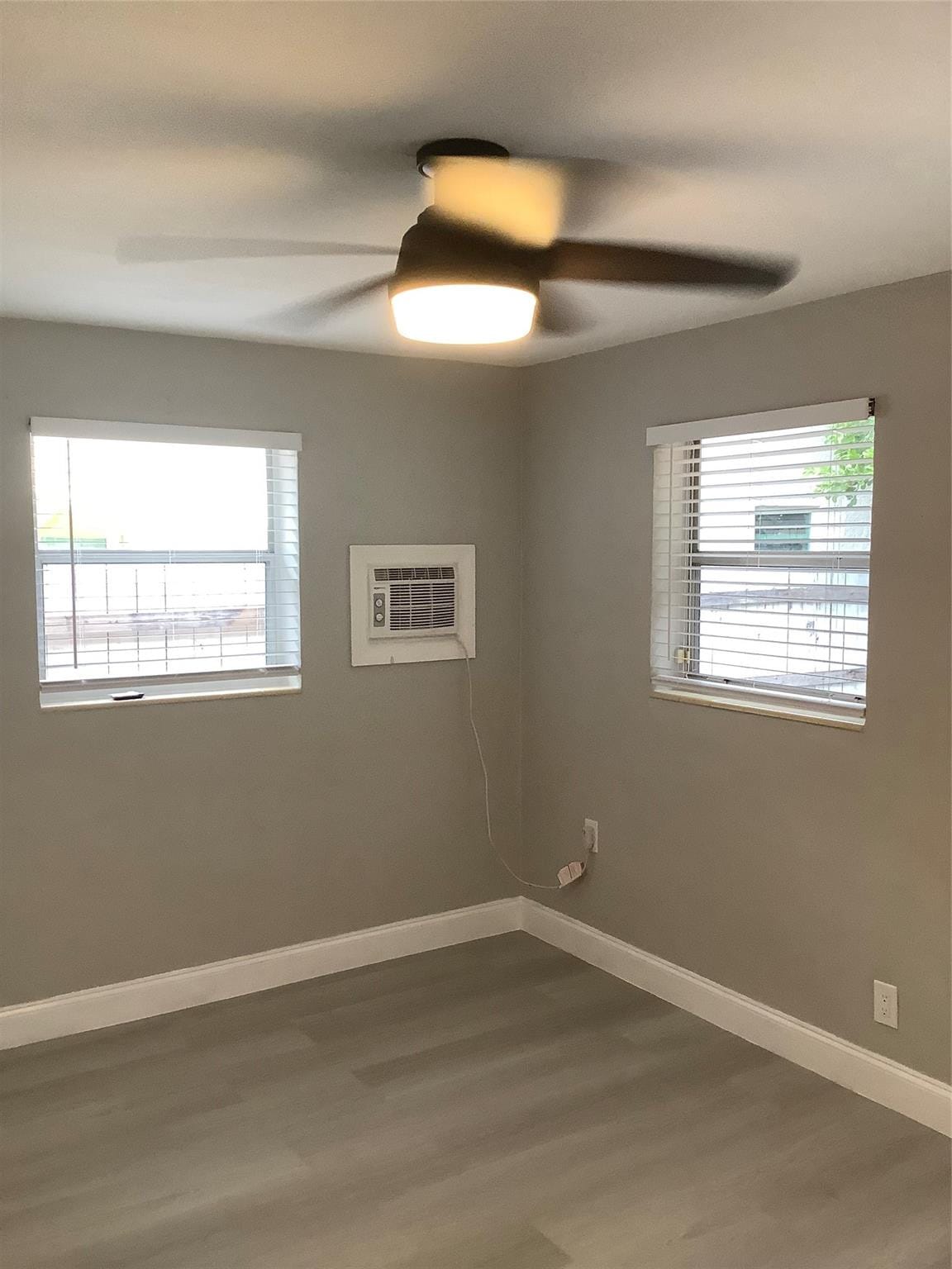 1539 NE 32nd Street, Oakland Park, FL 33334 photo 13