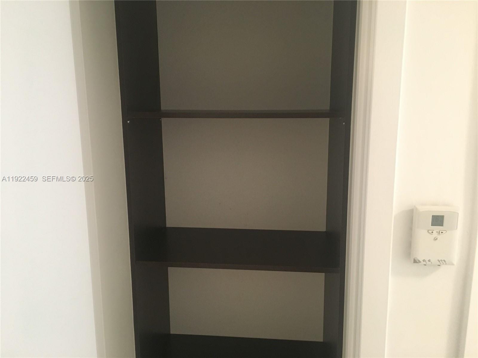 6000 Collins Avenue 521 — photo 11