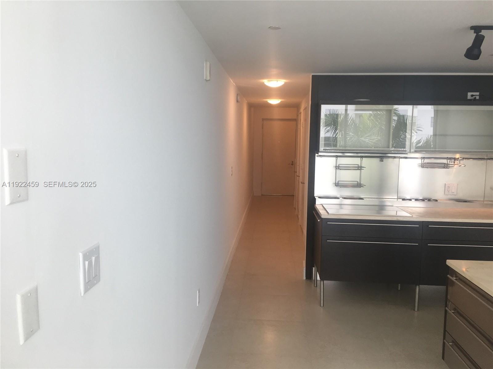 6000 Collins Avenue 521, Miami Beach, FL 33140 photo 25