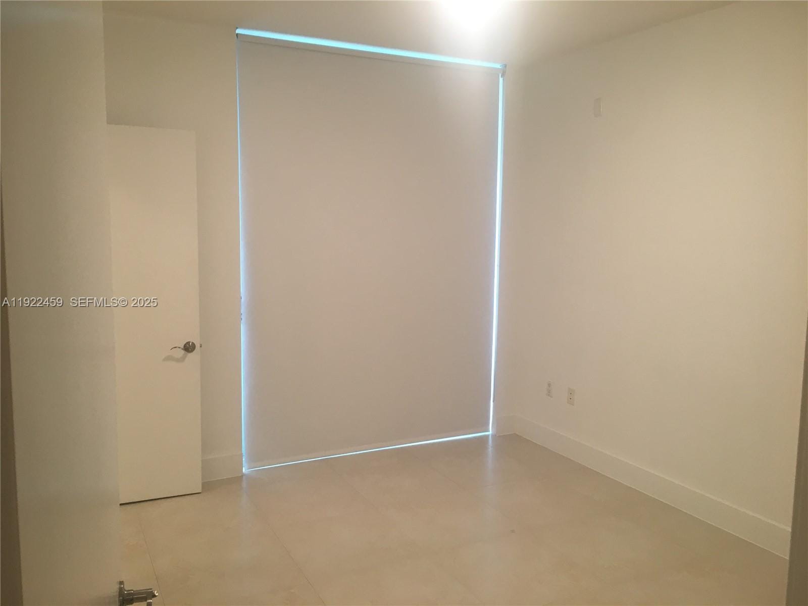 6000 Collins Avenue 521 — photo 5
