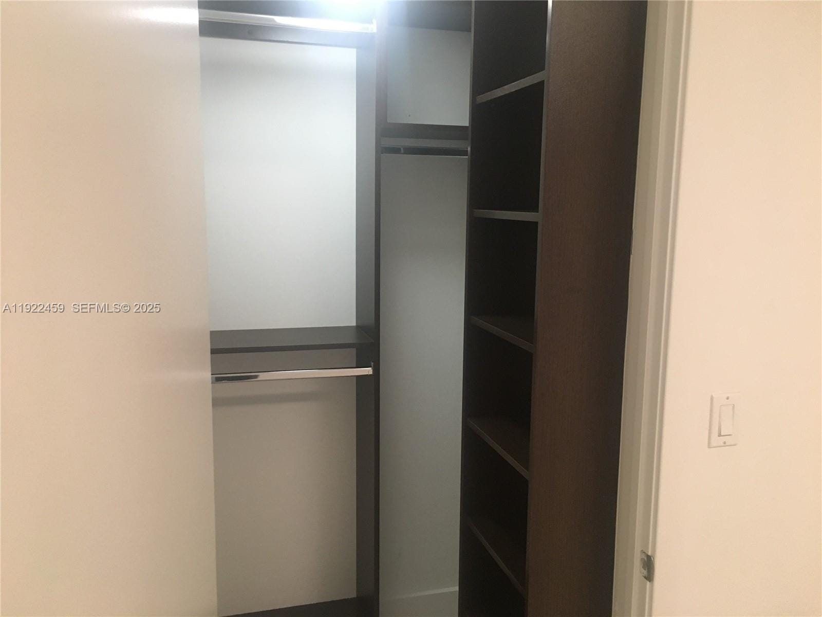 6000 Collins Avenue 521 — photo 7