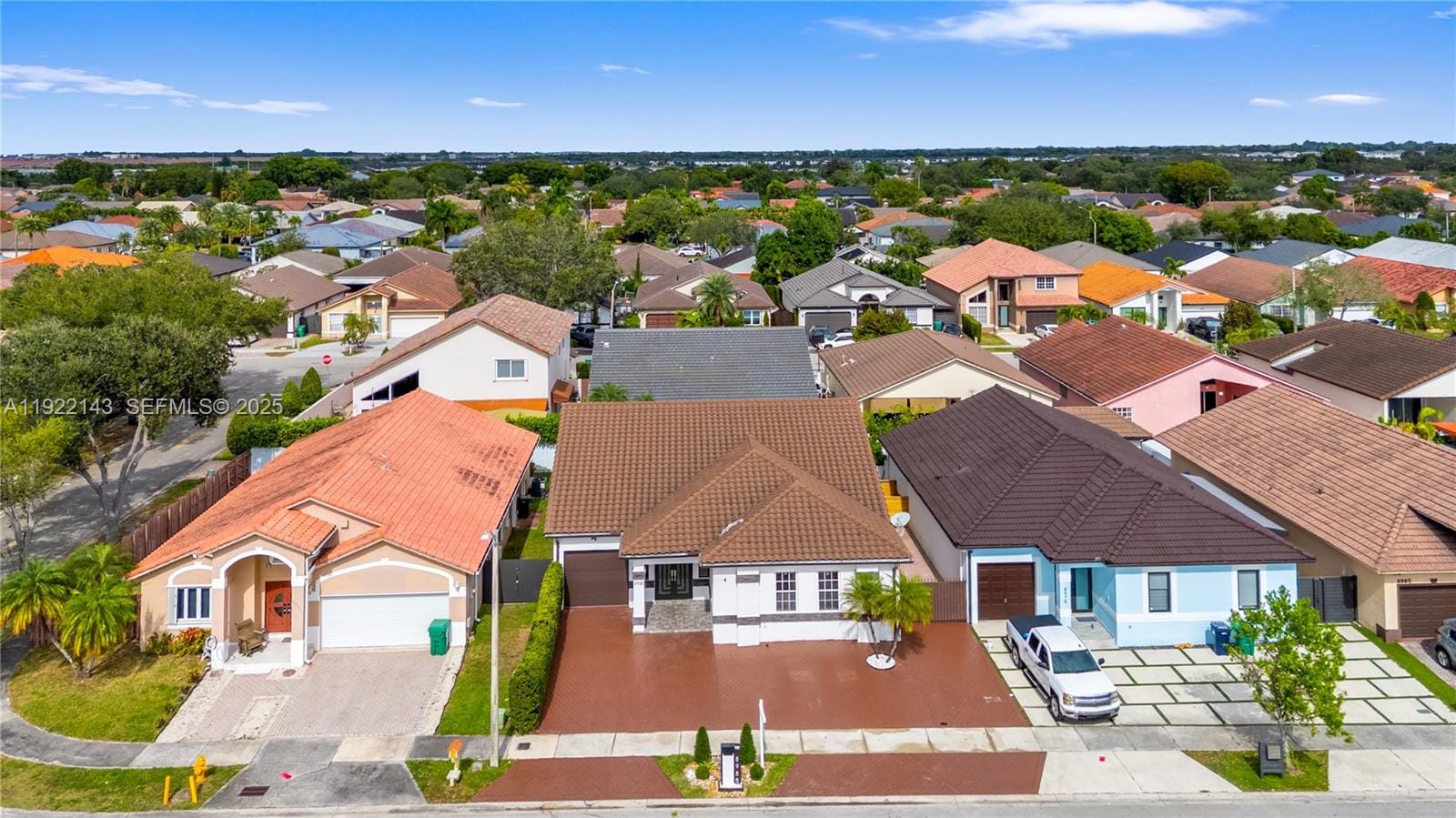 Sold home at 8985 NW 148th Street, Miami Lakes, FL 33018