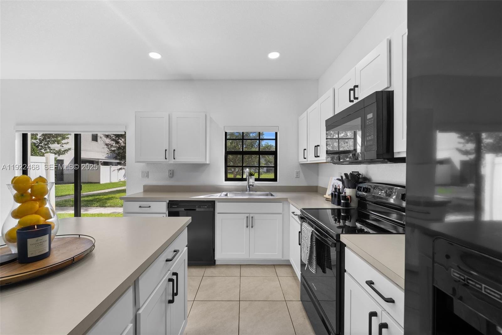 757 SW 11th Street — photo 6