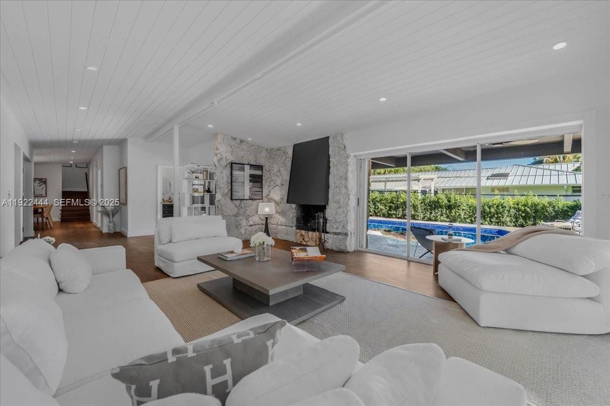 669 S Mashta Drive, Key Biscayne, FL 33149 photo 13