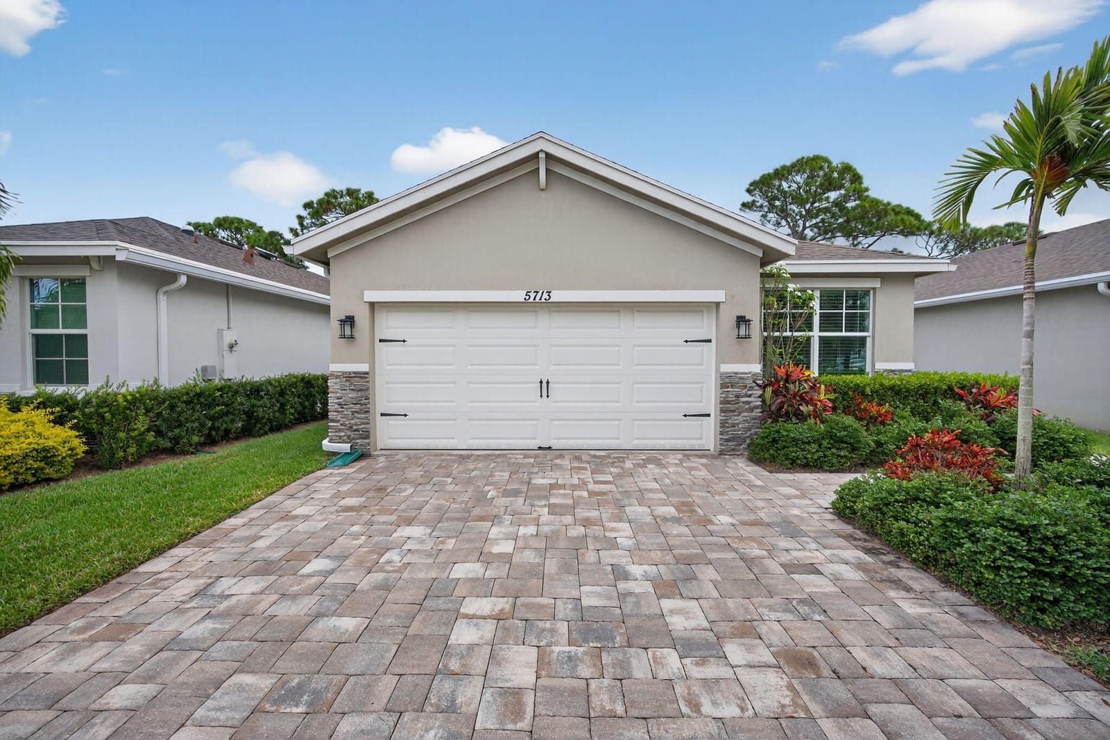 5713 SE Kawana Trail — photo 3