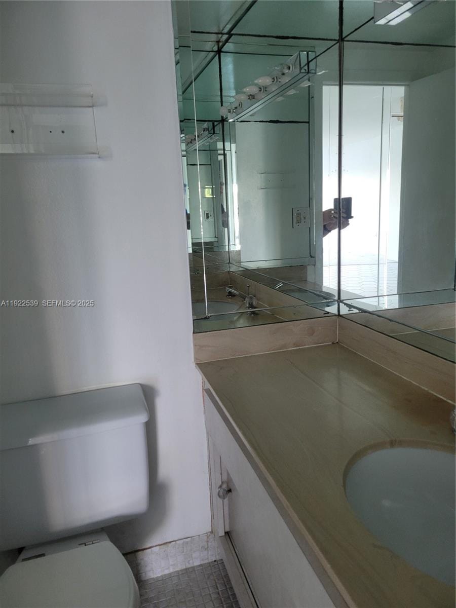 300 Bayview Drive, Sunny Isles Beach, FL 33160 photo 14