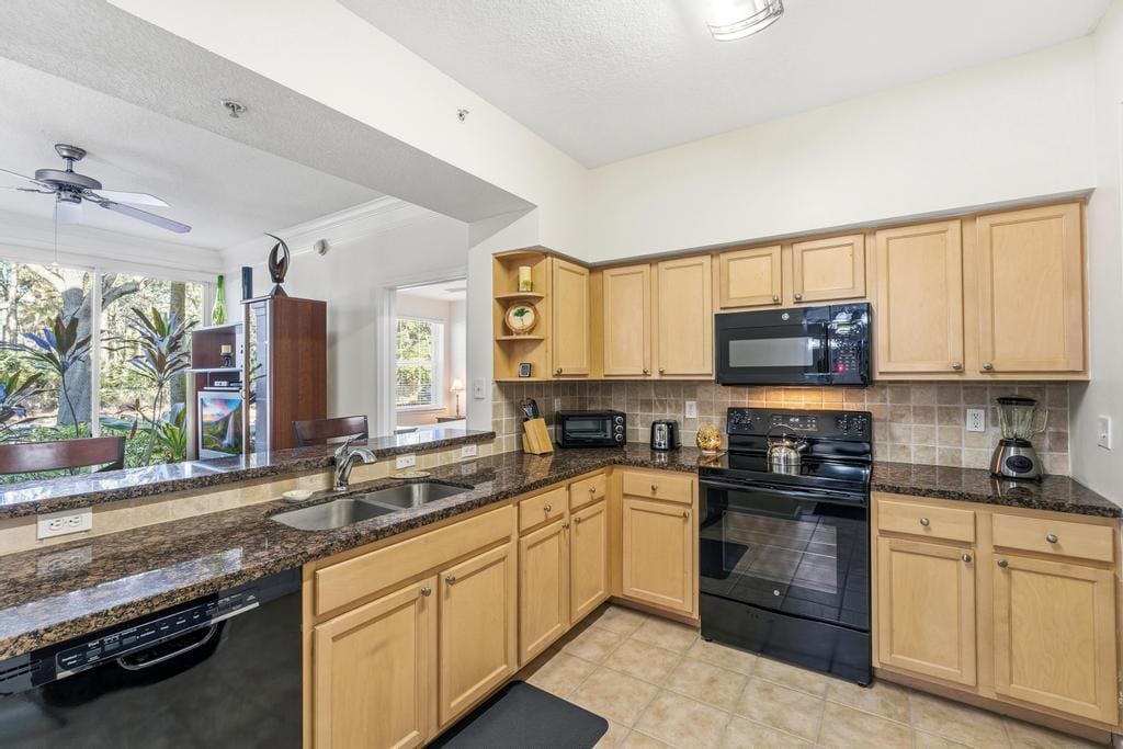125 Galicia Way 102, Jupiter, FL 33458 photo 13