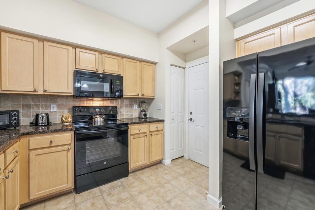 125 Galicia Way 102, Jupiter, FL 33458 photo 15