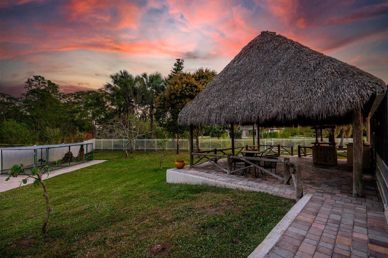 7260 Grapeview Boulevard, The Acreage, FL 33470 photo 25