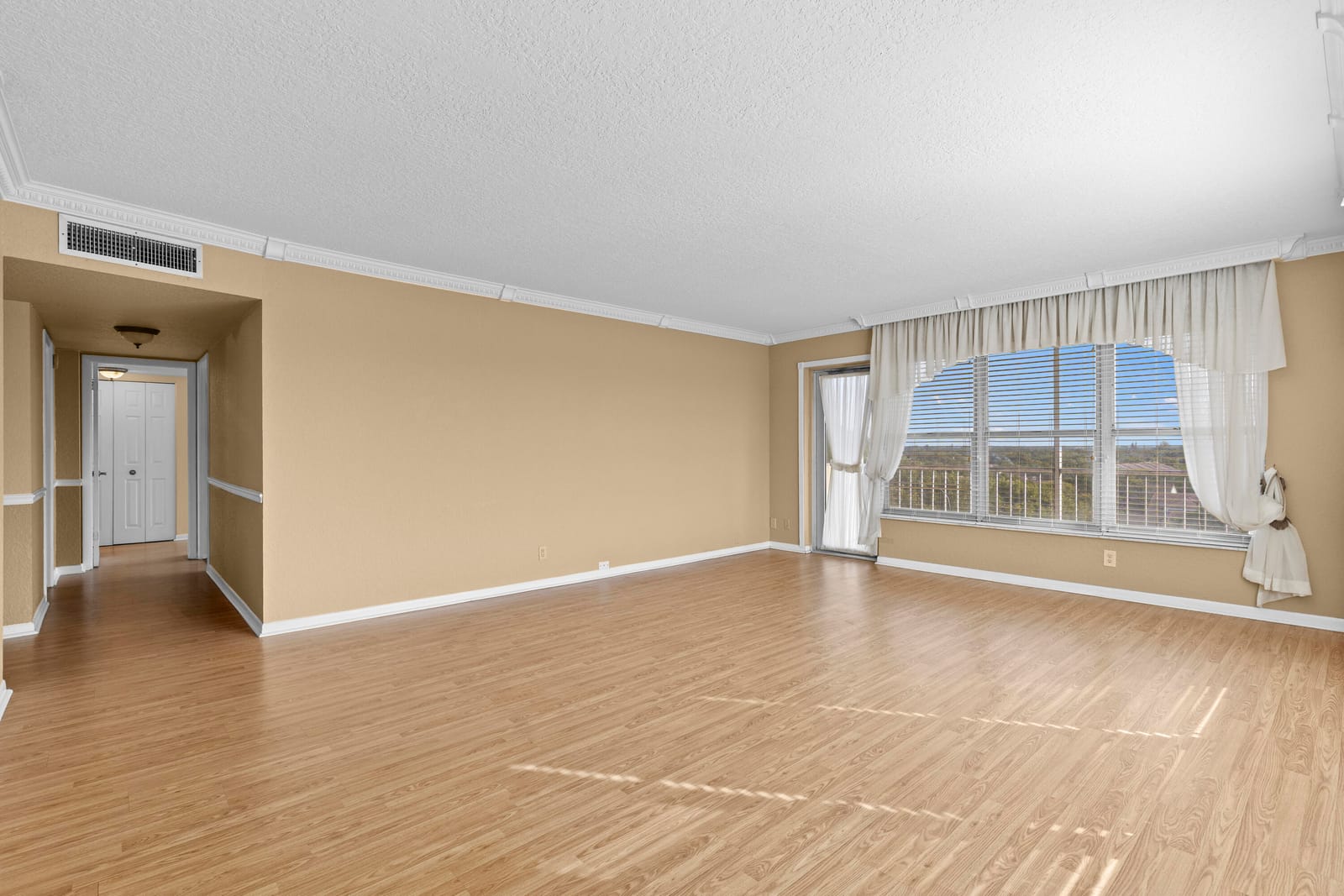 10777 W Sample Road 719, Coral Springs, FL 33065 photo 7