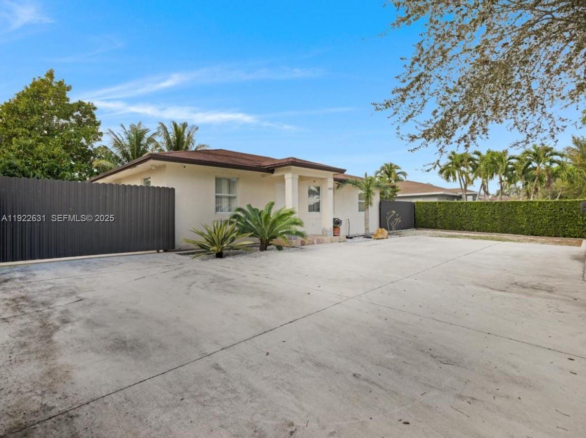 29330 SW 143rd Avenue — photo 4