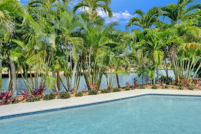 2949 NE 1st Avenue, Wilton Manors, FL 33334