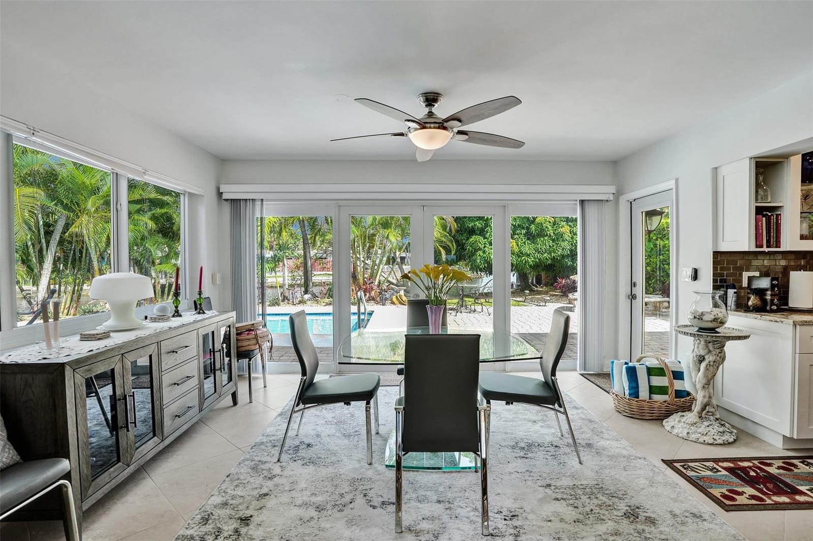 2949 NE 1st Avenue, Wilton Manors, FL 33334 photo 12