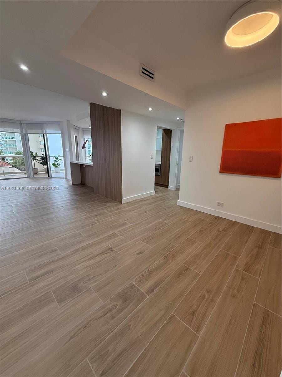 20191 E Country Club Drive 504, Aventura, FL 33180 photo 16