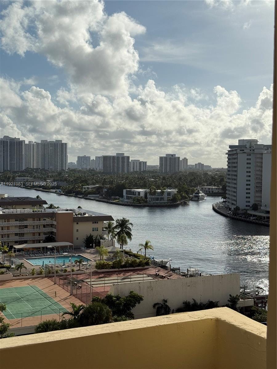 1833 S Ocean Drive 1104 — photo 4
