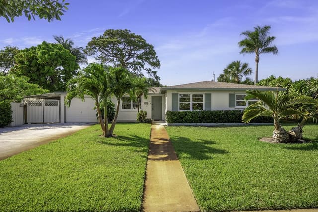 837 W Jasmine Drive, West Palm Beach, FL 33403
