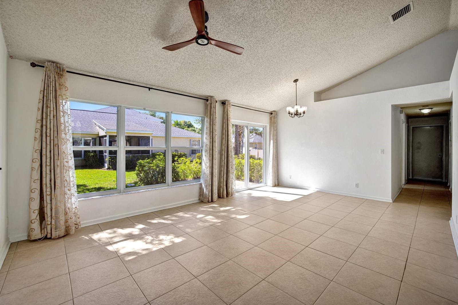 10890 Sea Hibiscus Lane 10890 — photo 9