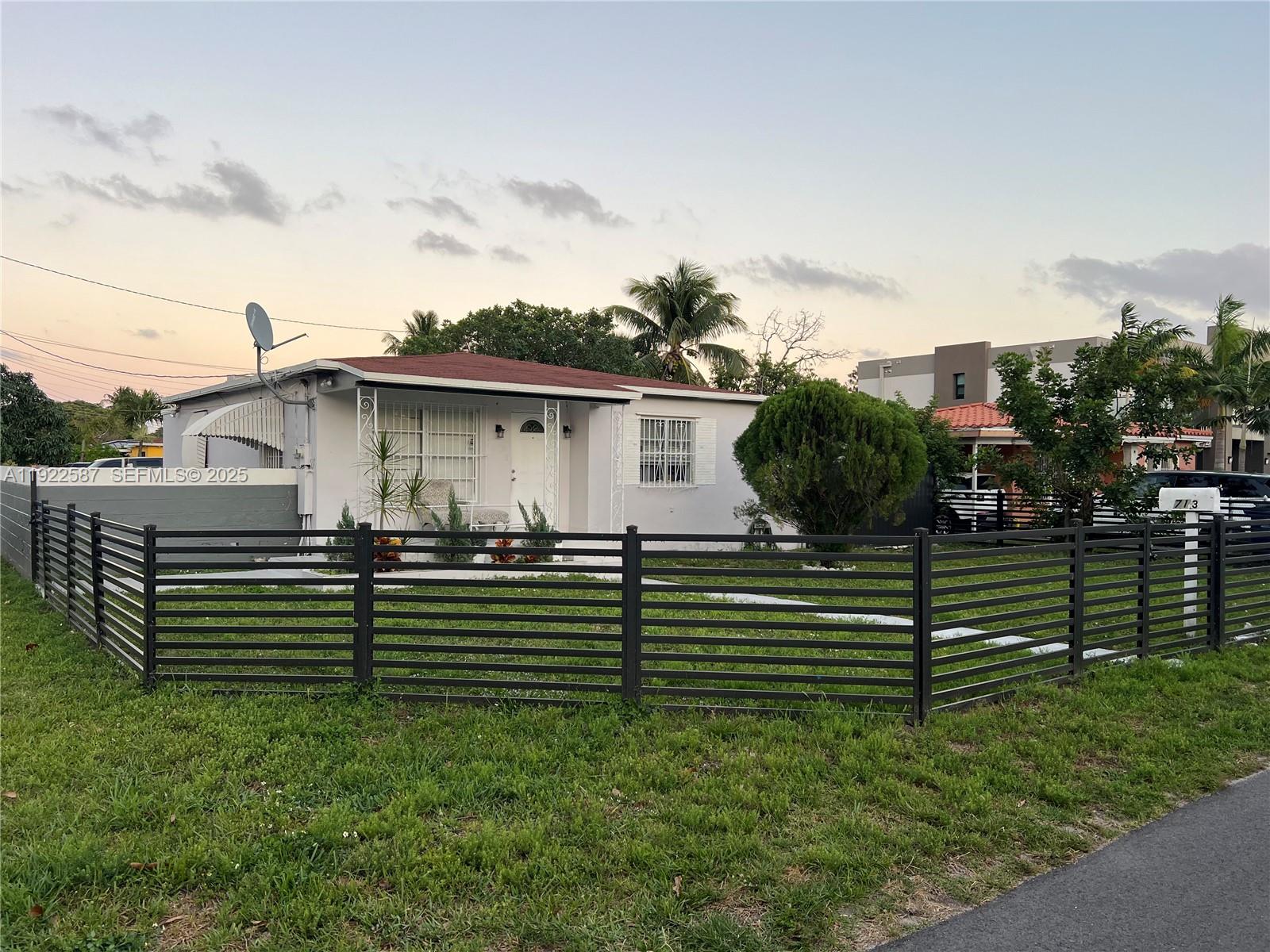 713 SW 7th Avenue, Hallandale Beach, FL 33009, Hallandale Beach