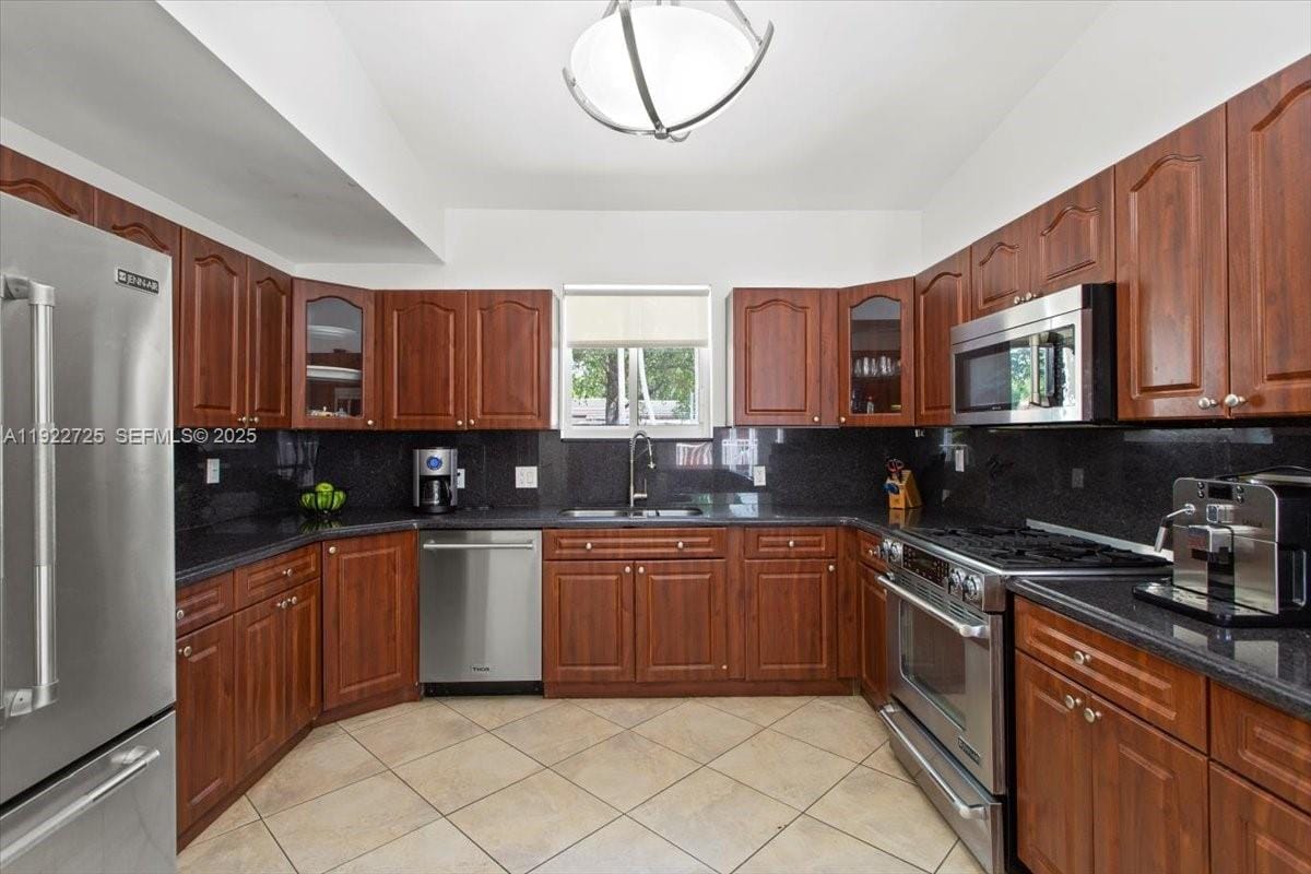 4190 Pamona Avenue, Miami, FL 33133 photo 18