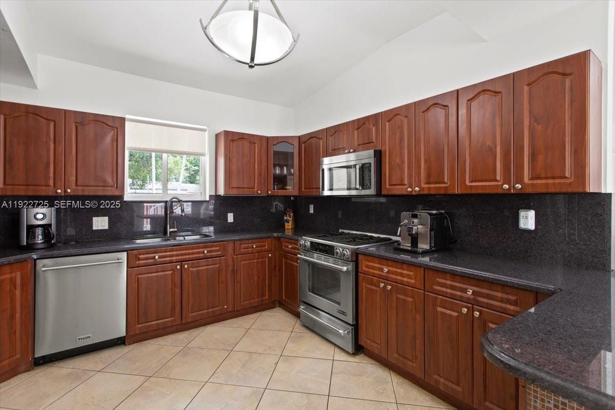 4190 Pamona Avenue, Miami, FL 33133 photo 20
