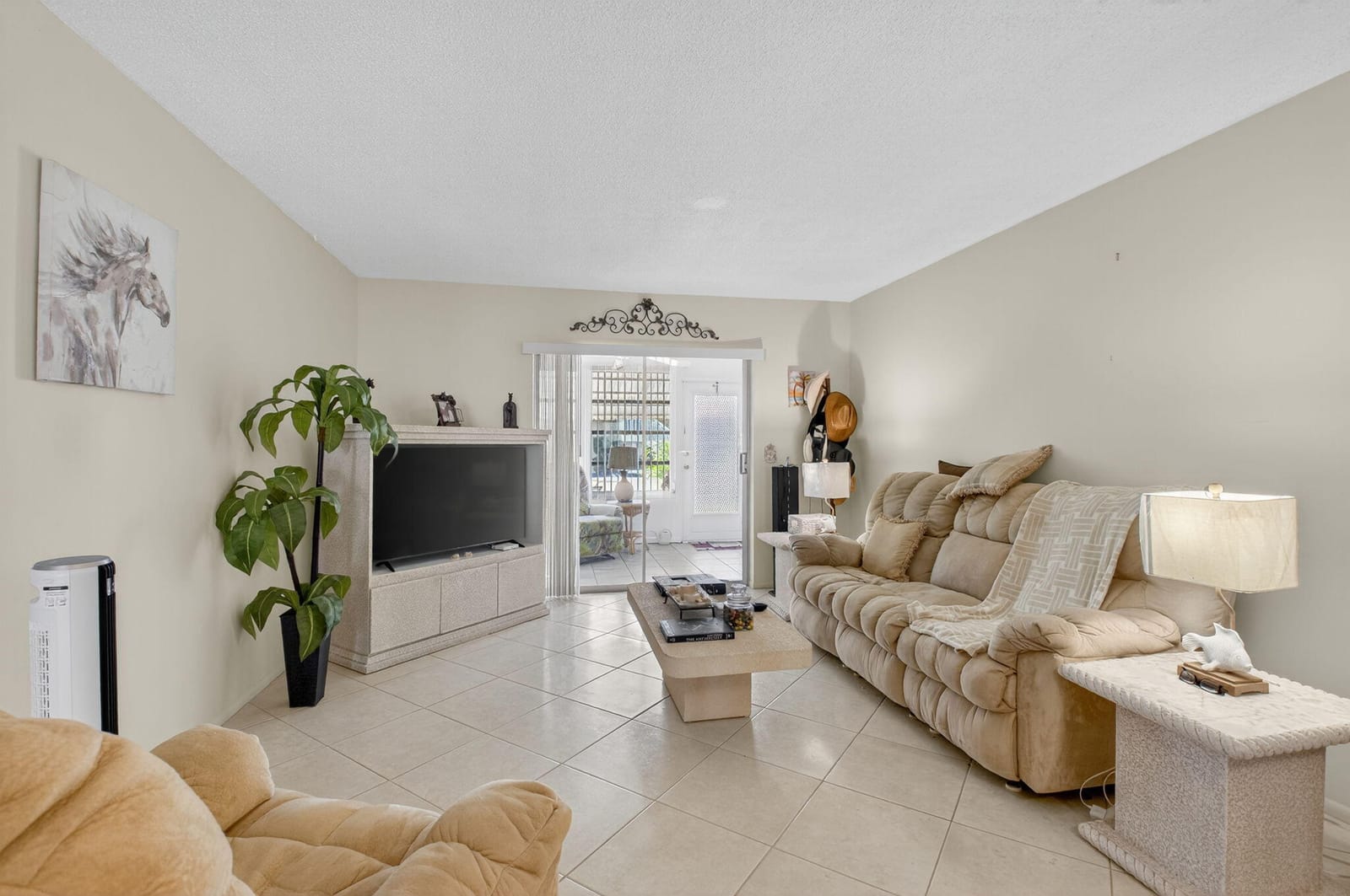 2152 NE 1st Way 101 — photo 11