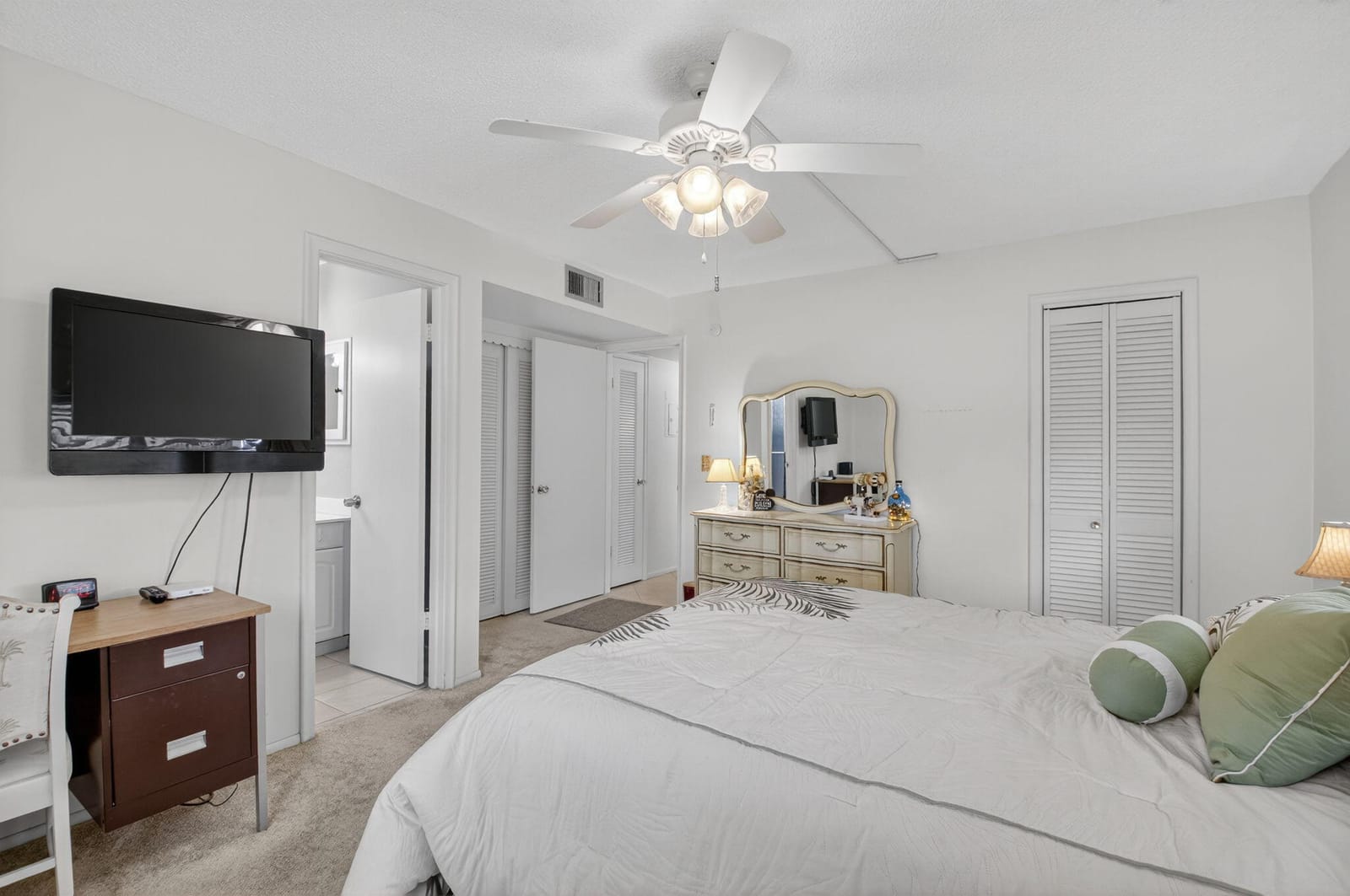 2152 NE 1st Way 101, Boynton Beach, FL 33435 photo 17