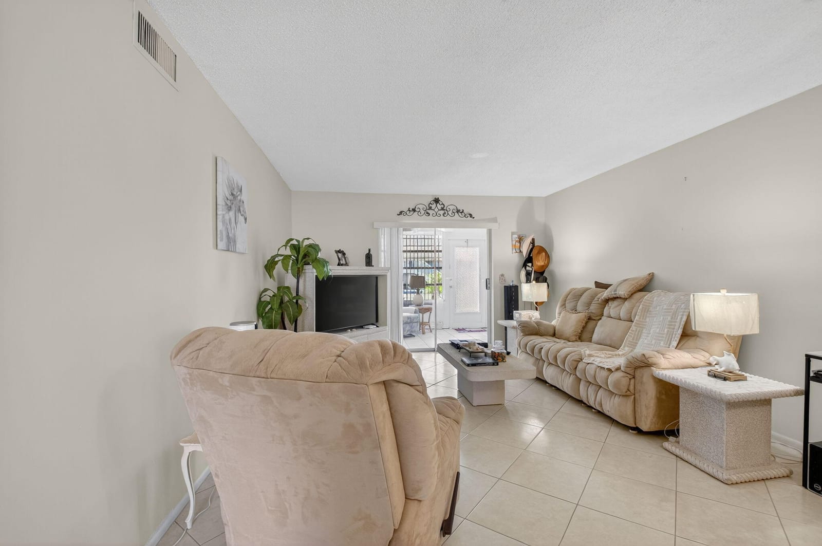 2152 NE 1st Way 101 — photo 10