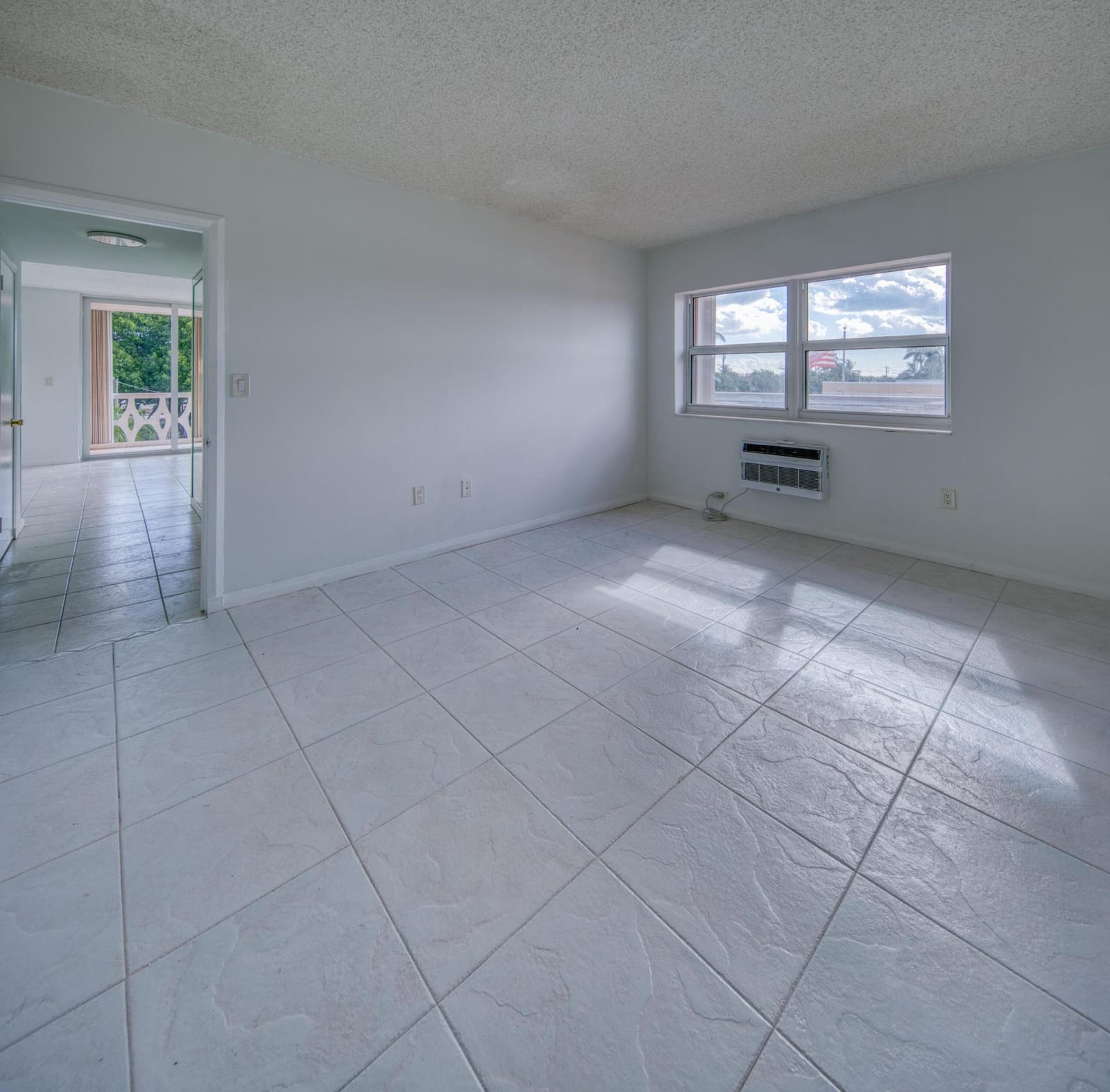 15 S Golfview Road 306 — photo 8