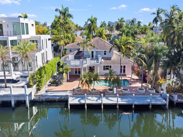 103 Fiesta Way, Fort Lauderdale, FL 33301