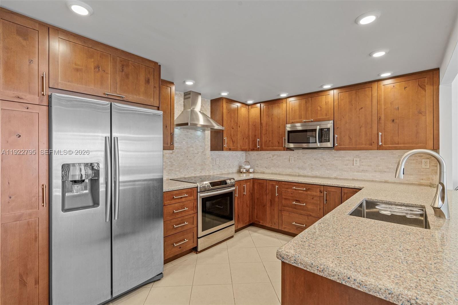 1865 Brickell Avenue A1013 — photo 9