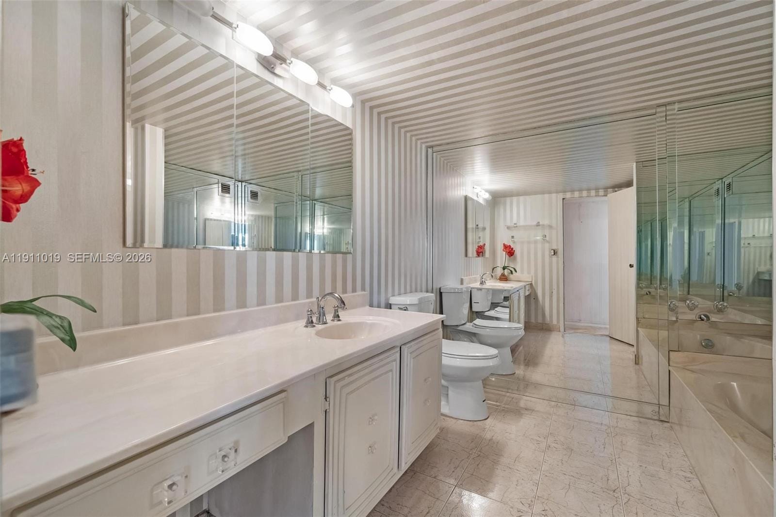800 Parkview Drive 1021, Hallandale Beach, FL 33009 photo 6