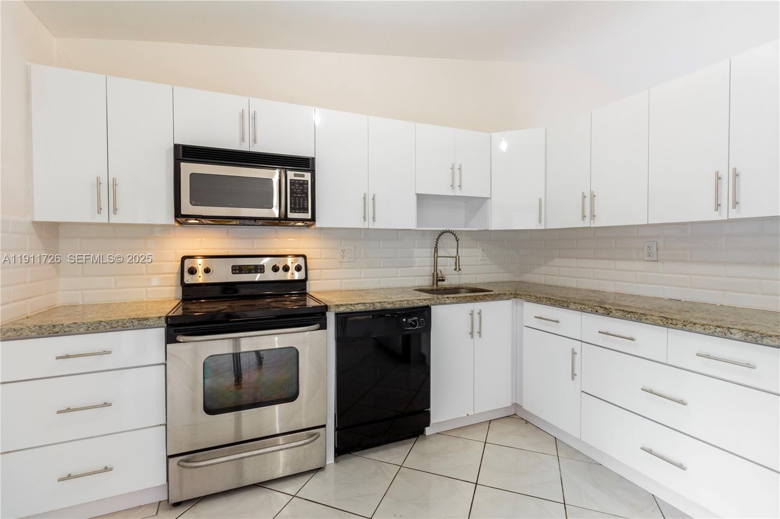 13550 SW 47th Lane, Miami, FL 33175 photo 9