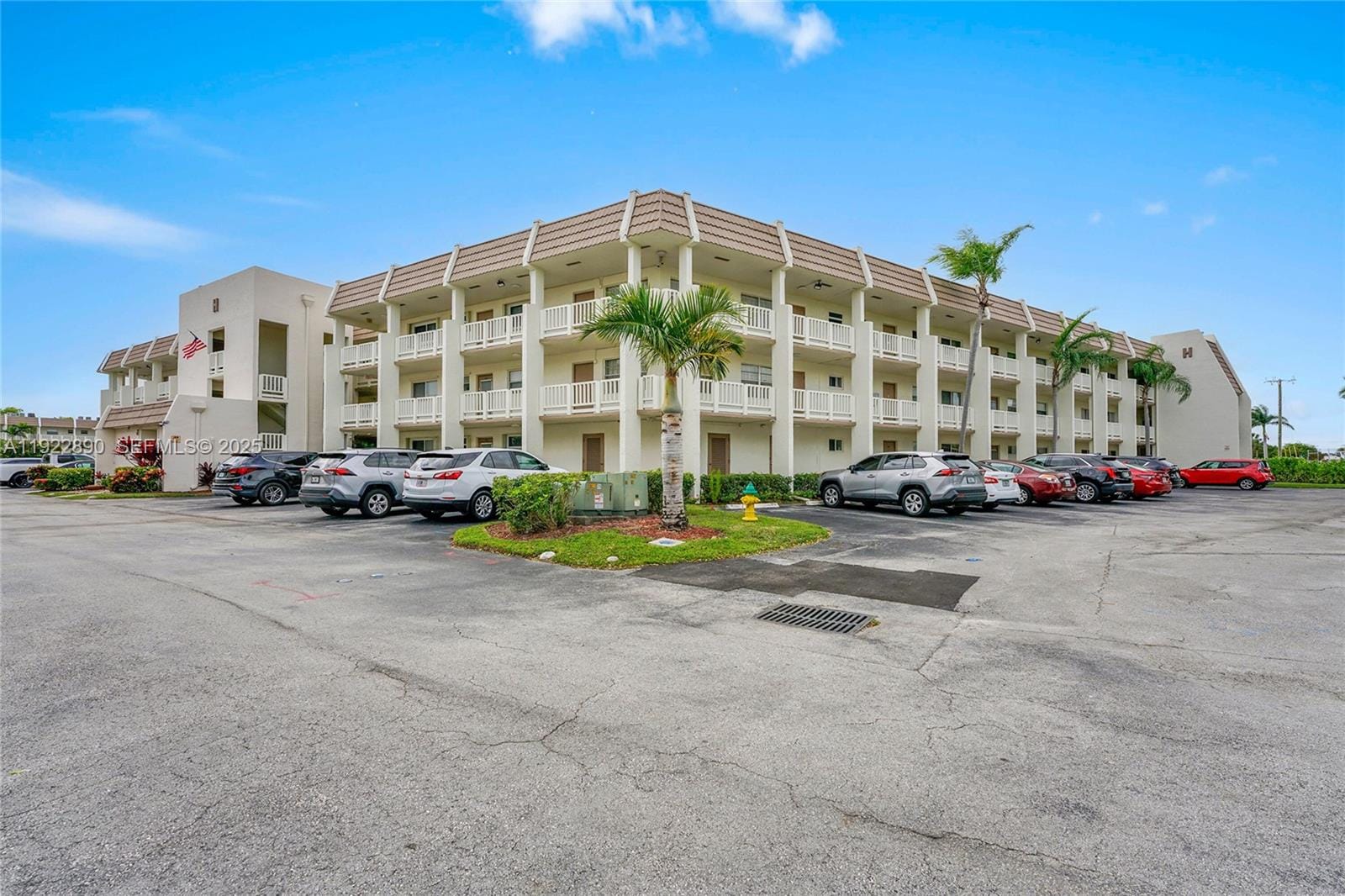 6890 Royal Palm Boulevard 109H — photo 2