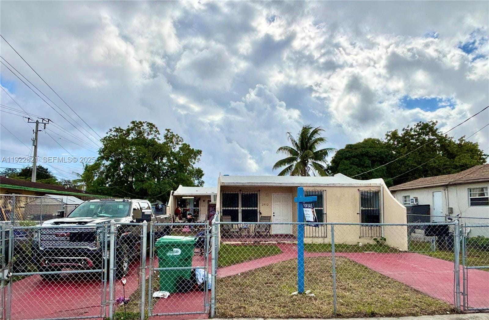 2912 NW 32nd Street, Miami, FL 33142
