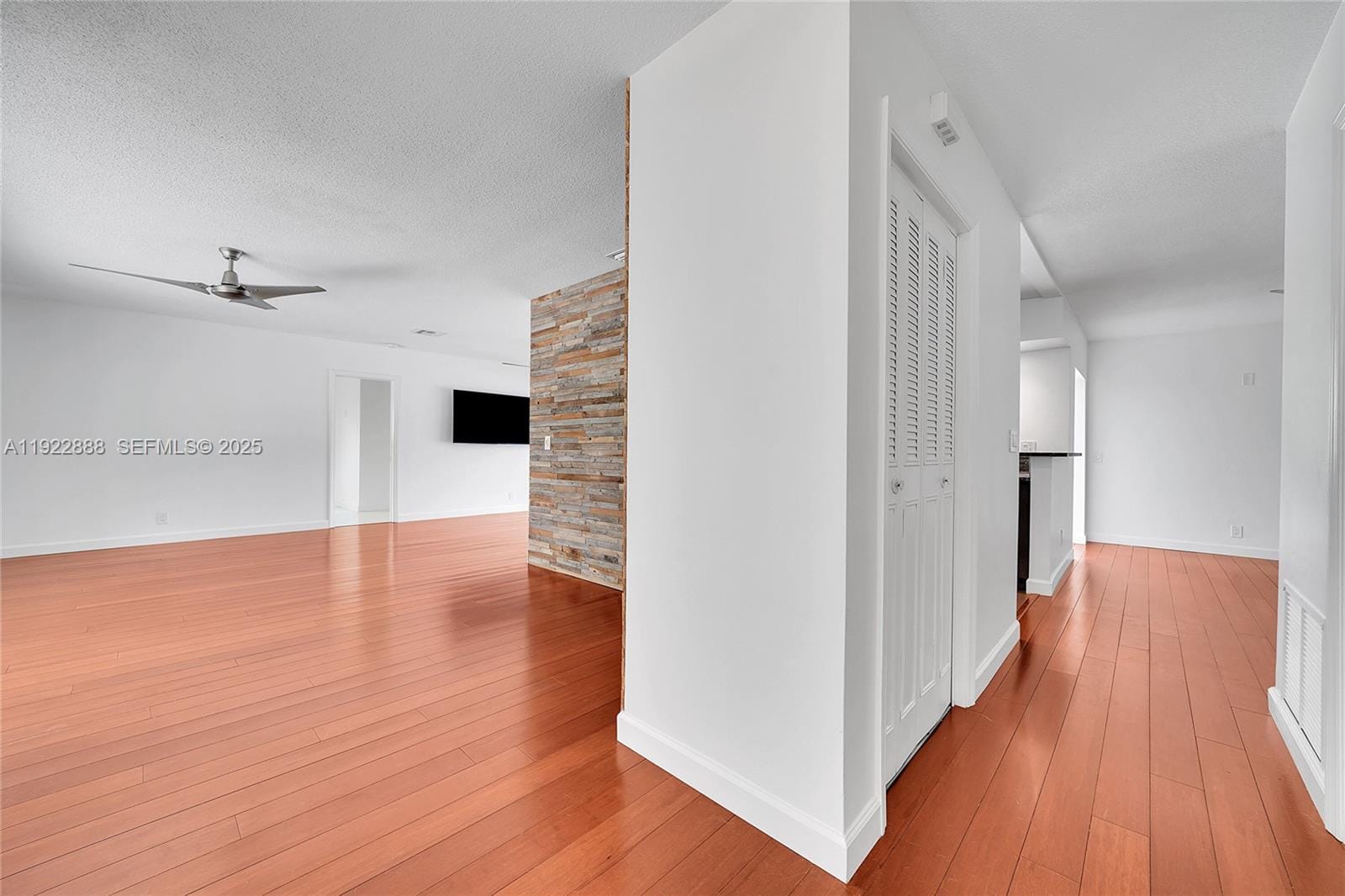 5320 SW 8th Street — photo 6