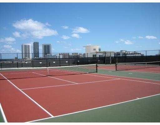 1755 E Hallandale Beach Boulevard 1005E — photo 3