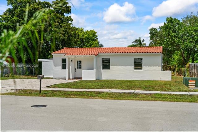 1631 NW 12th Court, sold in Lauderdale Manors Amd Pla, Fort Lauderdale, FL
