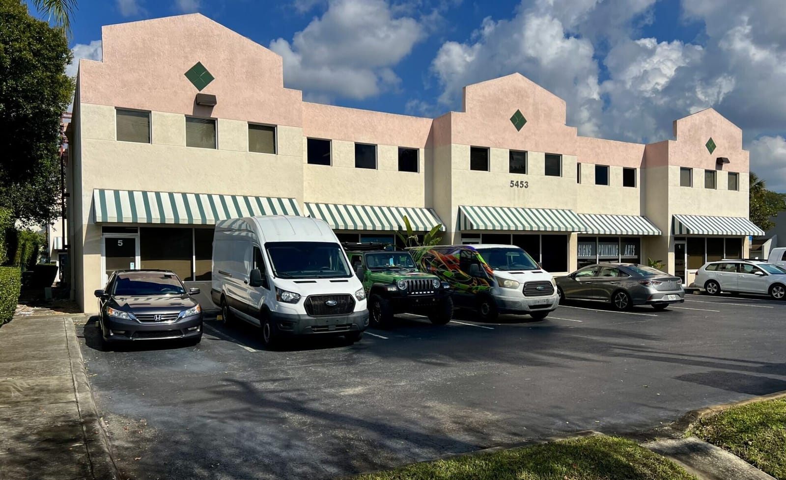 5453 NW 24 Street 5, Margate, FL 33063