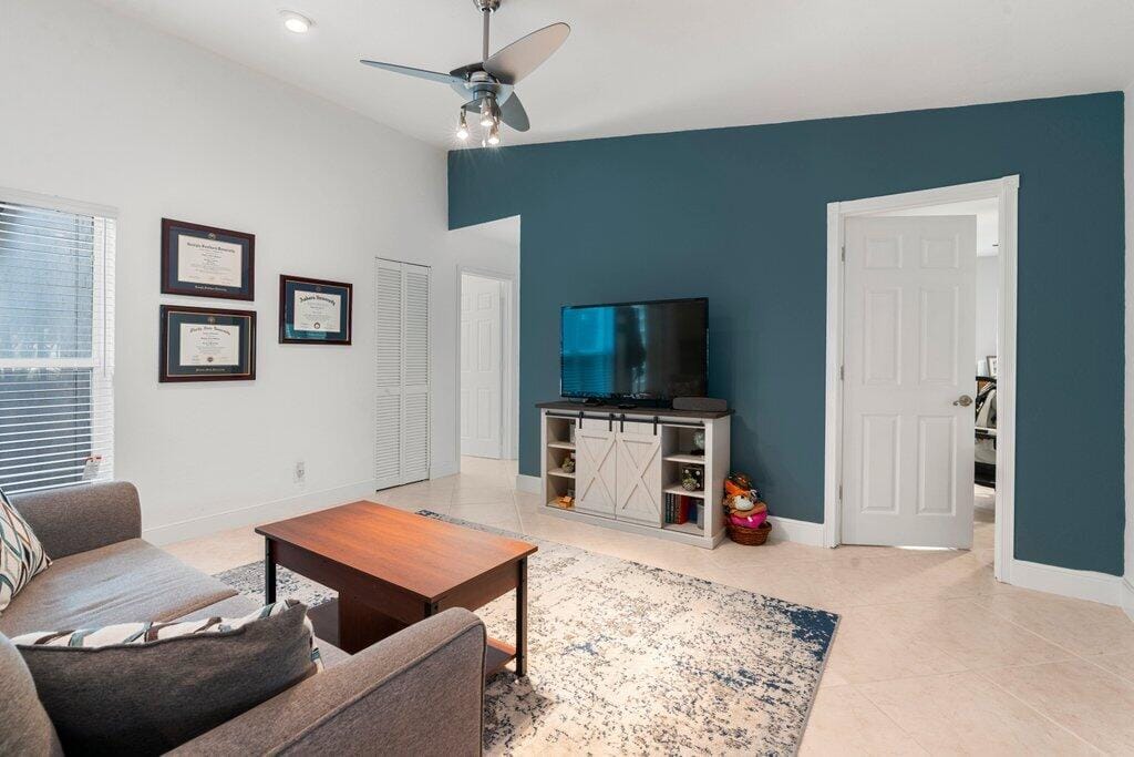 288 NW 39th Way — photo 11