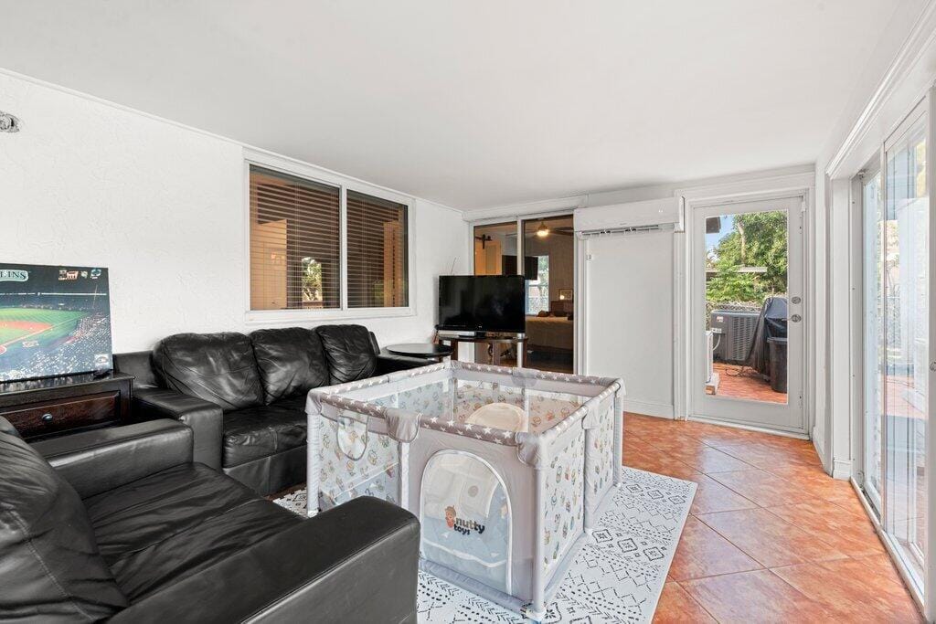 288 NW 39th Way, Deerfield Beach, FL 33442 photo 24