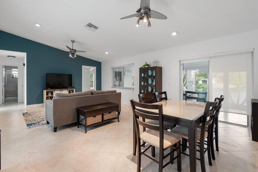 288 NW 39th Way — photo 7
