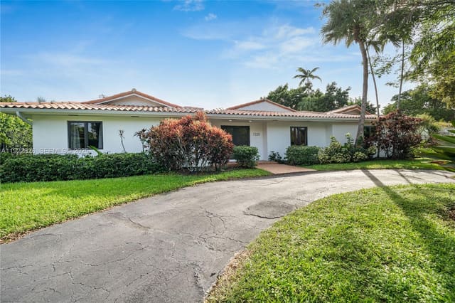 7220 SW 107th Terrace, sold in Shane Estates, Pinecrest, FL